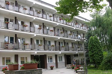 Busko-Zdrój, uzdrowisko które leczy schorzenia reumatyczne i pourazowe. #busko #zdrój #hotelura #miasto #uzdrowisko #park #sanatoria #pensjonaty #hotele #kwatery #zabiegi #reumatyzm #kurort #odpoczynek #spanie #kolonie #szkolenia #konferencje