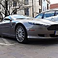 #DB9