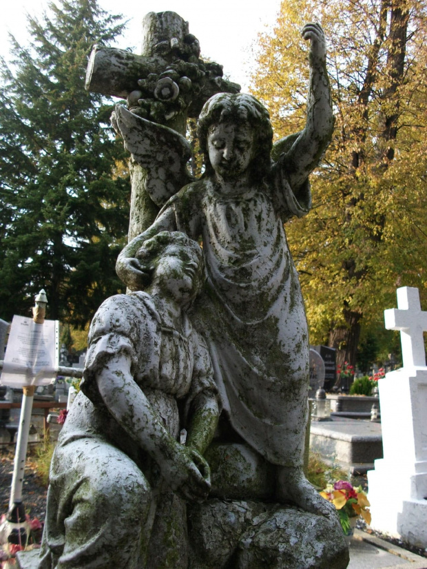 Lubański stary cmentarz...