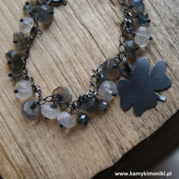 labradoryt, kamień księżycowy w oksydowanym srebrze #BiżuteriaArtystyczna #rękodzieło
