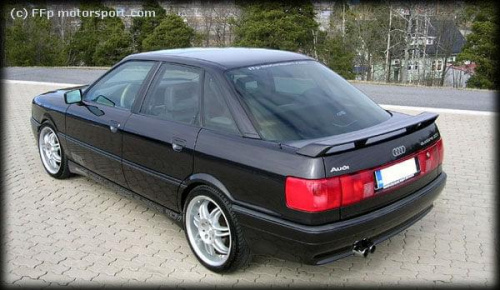 #Audi80