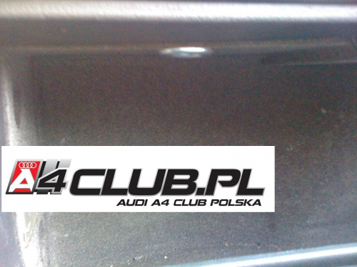 Mrozony schowek Audi A4 B5 - by Audi A4 Club Polska - www.a4club.pl #Audi #AudiA4 #AudiA4ClubPolska #KlimatyzowanySchowek