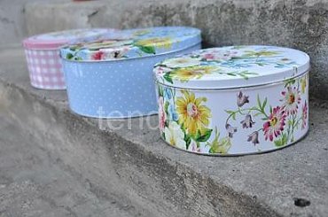 puszka metalowa w kwiaty #pojemnik #PudełkoMetalowe #PudełkoNaCukierki #pudło #puszka