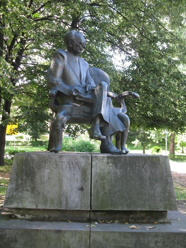 Skoczów (śląskie) pomnik Gustawa Morcinka