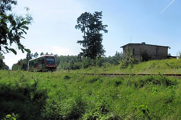 |20.08.09| SA106-019 jako pociąg 1126 do Chełmży mija dawną strażnicę w km 93. #osobowy #pkp #Dąbrowa_Chełmińska #Bydgoszcz #Chełmża #linia