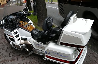 Bardzo Piękny nietypowy motocykl Honda. #honda #nietypowa #motor #motocyk #super #motorek #bryka #wóz #olkusz #DrukarniaDela #Goldwing