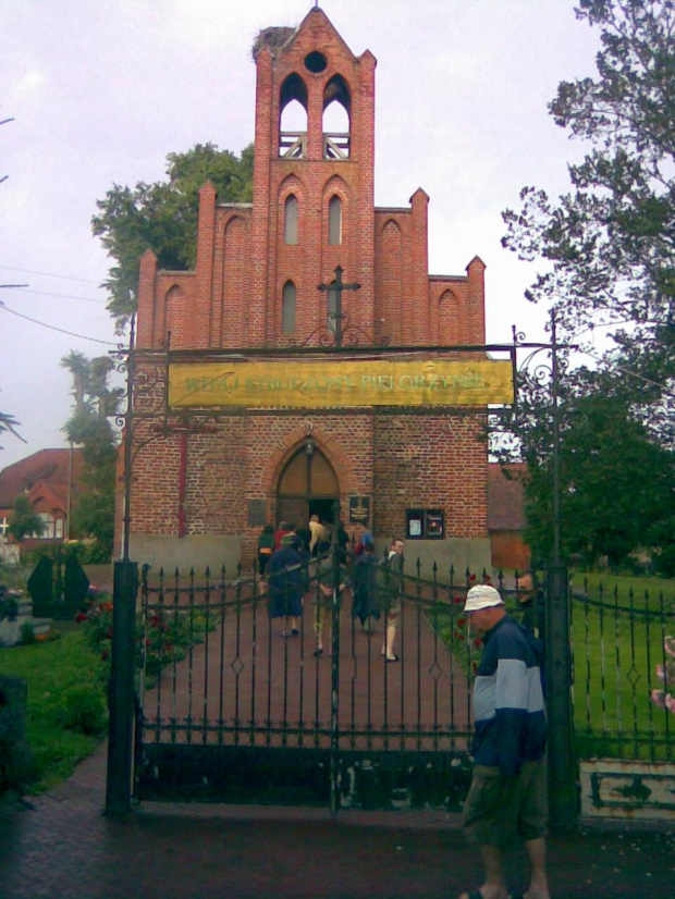Swięty Gaj - parafia Kwietniewo - kościół