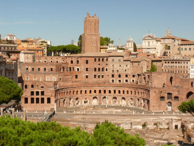 Hale Trajana, Mercatus Traiani - hale targowe wzniesione na początku II wieku przez cesarza Trajana i jego architekta Apollodorosa z Damaszku #Rzym #Włochy #Forum