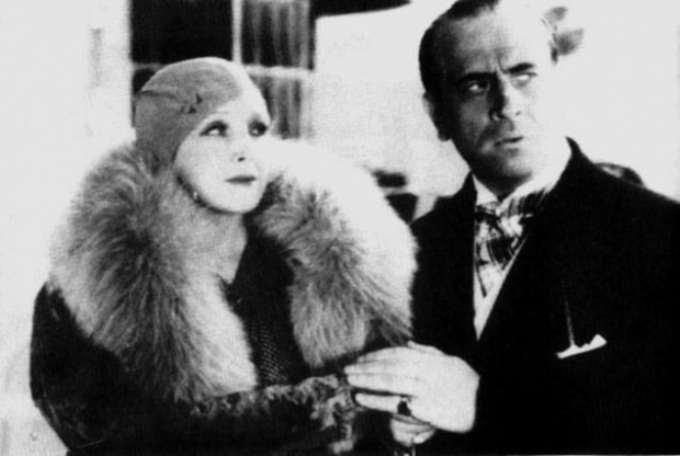 Hanna Ordonówna i Bogusław Samborski. Kadr z filmu " Szpieg w masce "_1933 r.