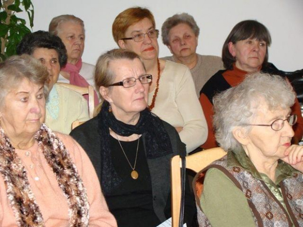 "Książka-senior-biblioteka" pod takim hasłem zorganizowany został wykład dla Uniwersytetu Trzeciego Wieku #Ryki #UniwersytetTrzeciegoWieju