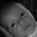 Niewinne oczy dziecka nie wzruszone na zło otaczającego świata... #dziecko #niemowlak #baby #noworodek #oczy