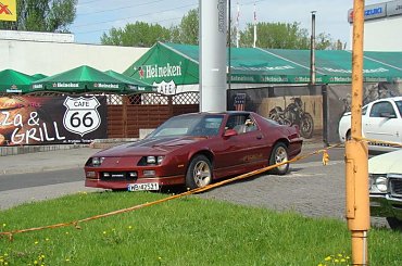 #WarsawCruising #lowrider #flamingwheels #bardtekv8 #DodgeAries