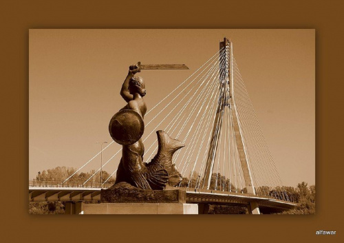 Warszawa - syrenka na tle mostu Świętokrzyskiego ... #syrenka #Warszawa #sepia