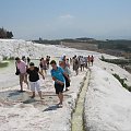 Pamukkale czyli wapienne tarasy i Heirapolis uzdrowisko rzymskie z początku naszej ery. Na mnie więkse wrażenie zrobiły ruiny miasta po których można swobodnie chodzić.