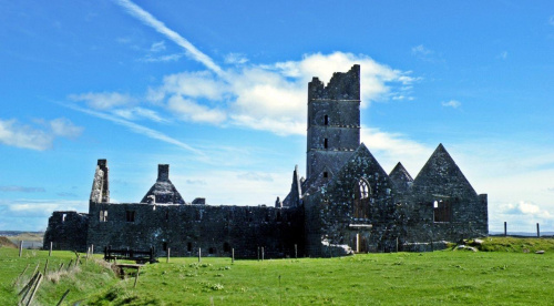 klasztor zXIV wieku Irlandia co Mayo
