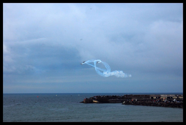 International Air Show Portrush 2007
08/09/2007 #airshow #samolot #akrobacje #Portrush