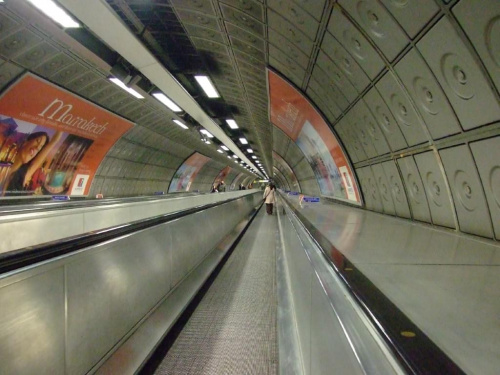 London Underground #Metro #Transport #Tube #Underground