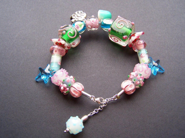 ... #lampwork #swarovski