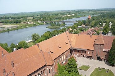 #Malbork #zamek #rzeka #Nogat #EN57 #most